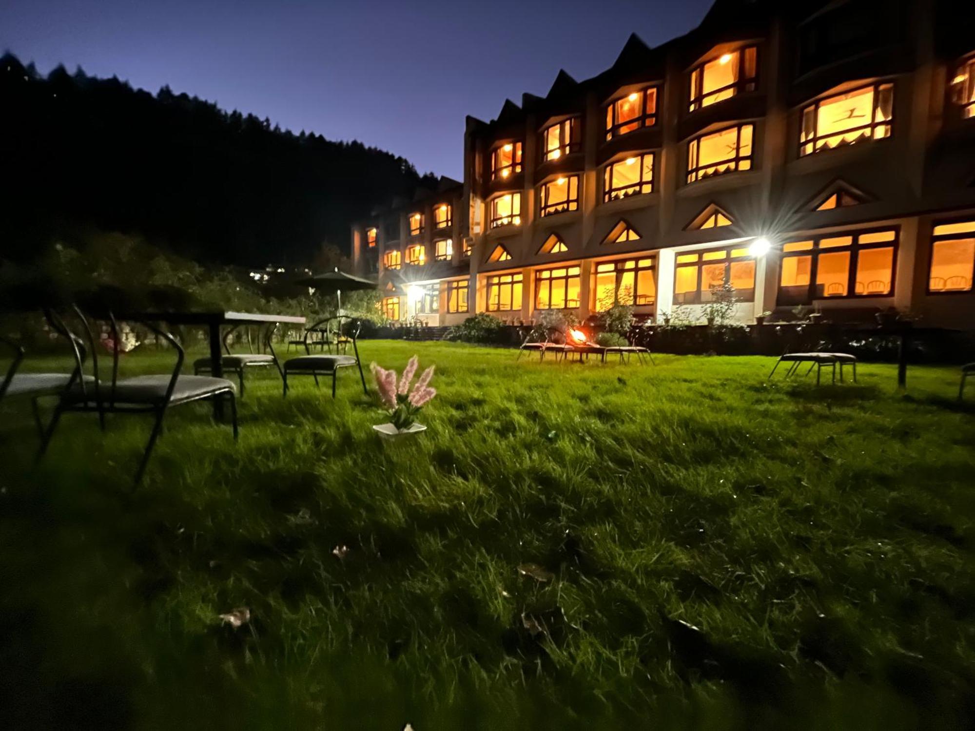 Sagar Heritage Resort, Near Mall Road Manali Zewnętrze zdjęcie